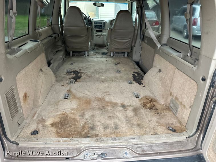 image for item EA4876 2004 Chevrolet Astro Van van