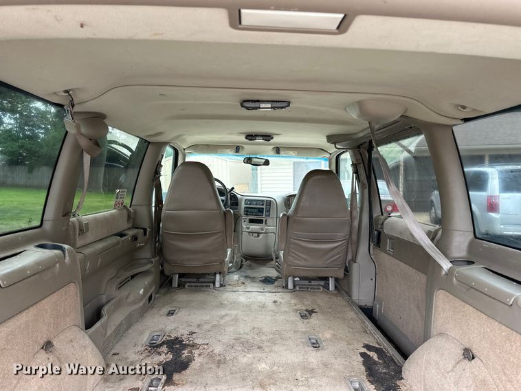 image for item EA4876 2004 Chevrolet Astro Van van