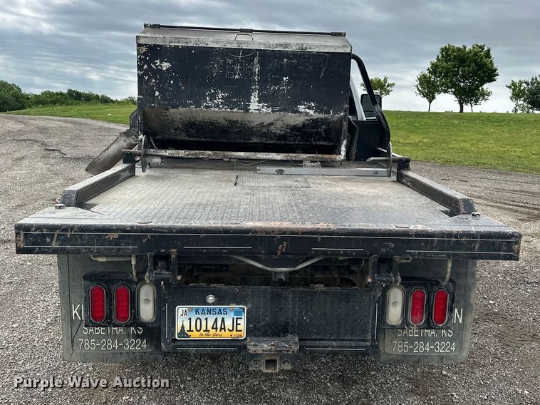 image for item EA4900 2020 Chevrolet 3500HD flatbed pickup truck