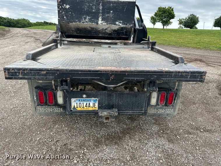 image for item EA4900 2020 Chevrolet 3500HD flatbed pickup truck