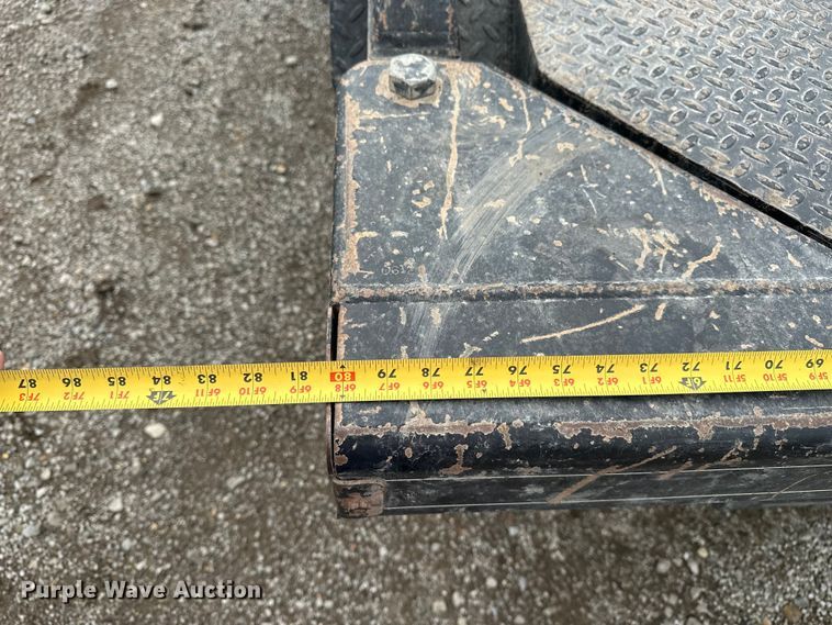 image for item EA4900 2020 Chevrolet 3500HD flatbed pickup truck