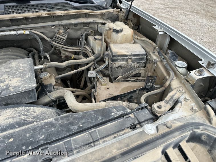 image for item EA4900 2020 Chevrolet 3500HD flatbed pickup truck
