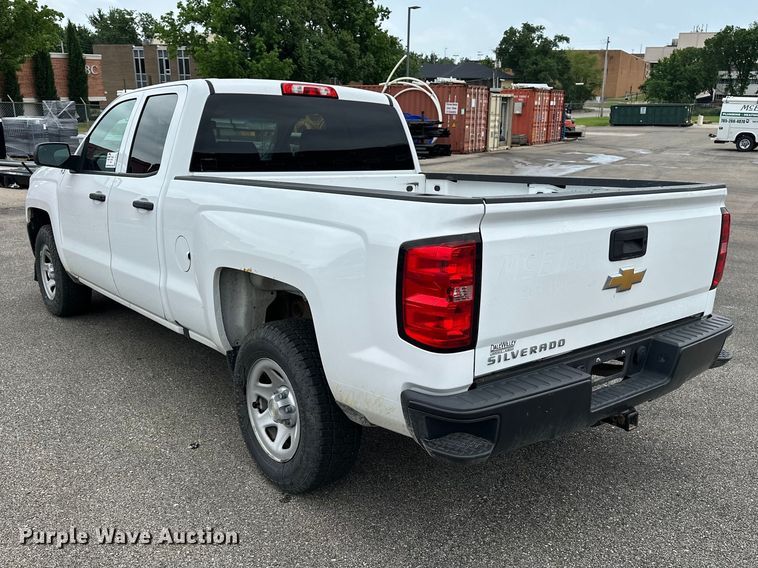 image for item EA4901 2016 Chevrolet Silverado 1500 Ext. Cab pickup truck