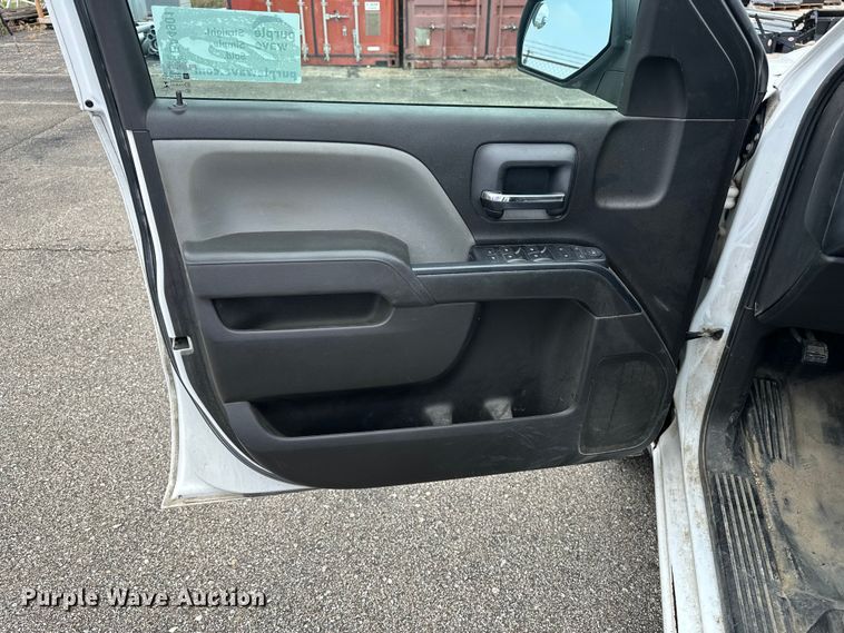 image for item EA4901 2016 Chevrolet Silverado 1500 Ext. Cab pickup truck