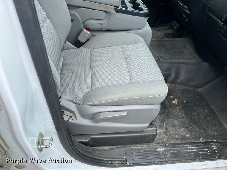 image for item EA4901 2016 Chevrolet Silverado 1500 Ext. Cab pickup truck