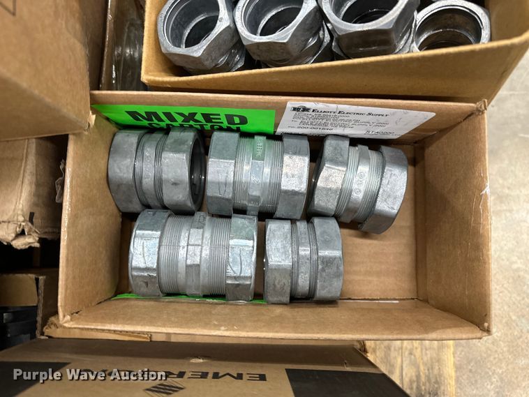 image for item EA4903 conduit connectors