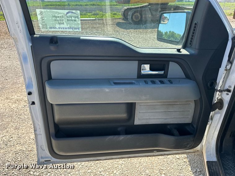 image for item EA4908 2014 Ford F150 Ext. Cab pickup truck