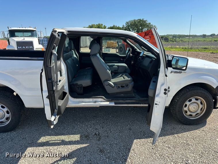 image for item EA4908 2014 Ford F150 Ext. Cab pickup truck