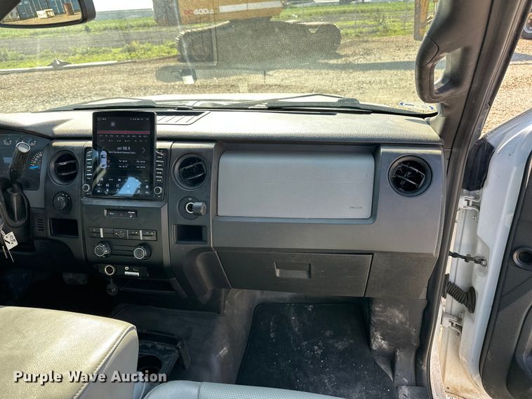 image for item EA4908 2014 Ford F150 Ext. Cab pickup truck