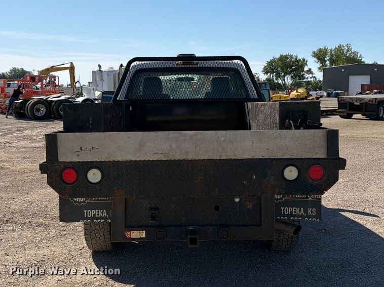 image for item EA4910 2011 Ford F250 Super Duty flatbed pickup truck