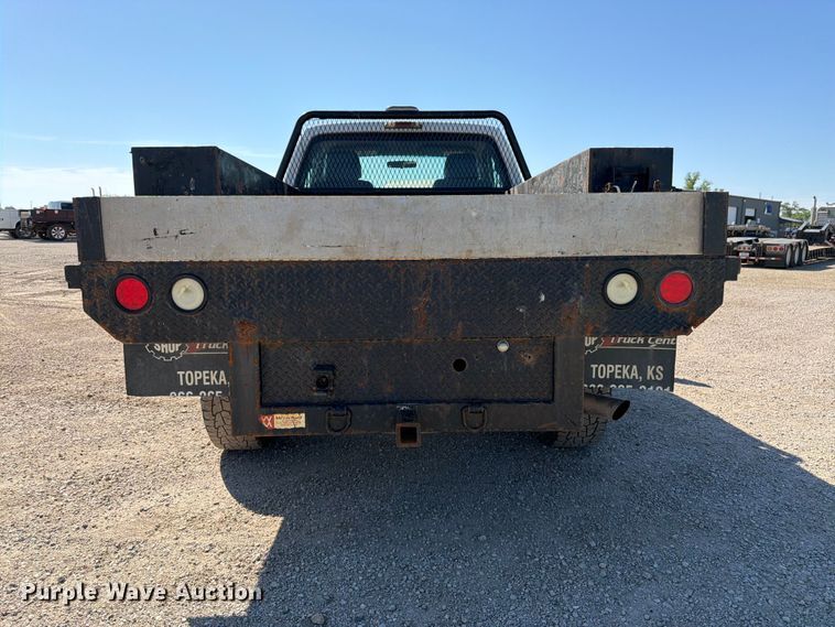 image for item EA4910 2011 Ford F250 Super Duty flatbed pickup truck