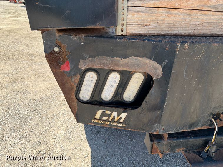 image for item EA4912 2015 Ford F250 Super Duty flatbed pickup truck