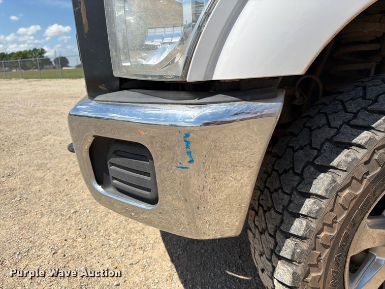 image for item EA4912 2015 Ford F250 Super Duty flatbed pickup truck
