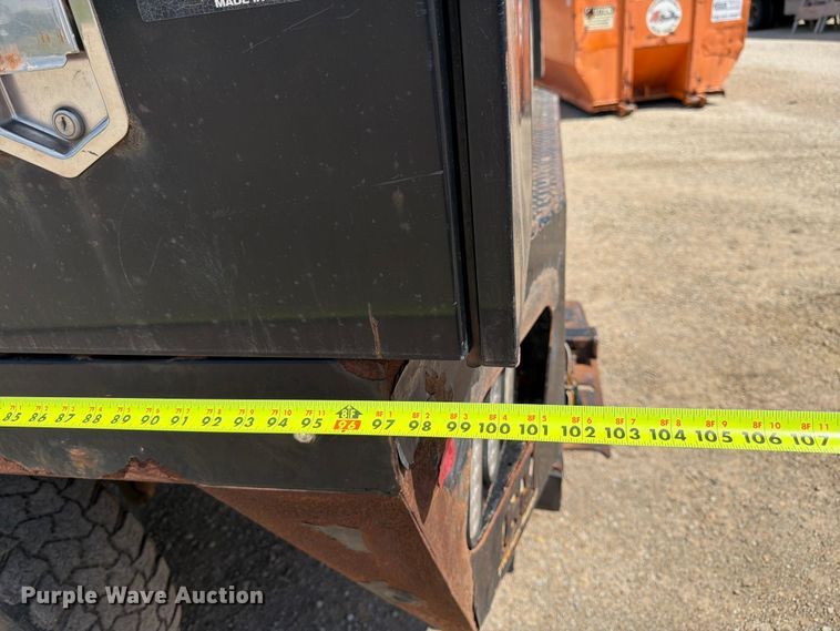 image for item EA4912 2015 Ford F250 Super Duty flatbed pickup truck