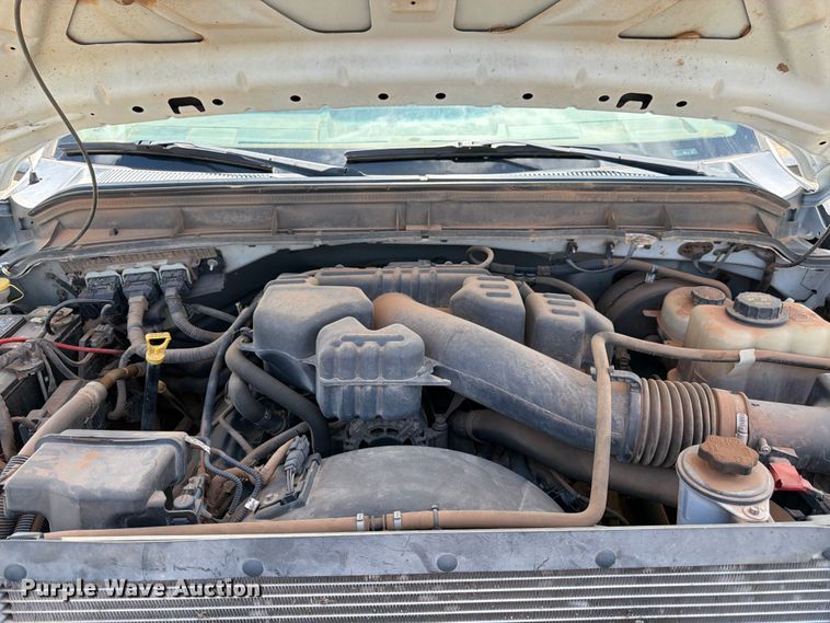 image for item EA4912 2015 Ford F250 Super Duty flatbed pickup truck