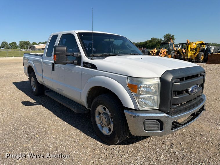 image for item EA4913 2012 Ford F250 Super Duty Ext. Cab pickup truck