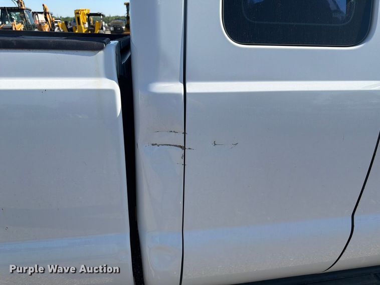 image for item EA4913 2012 Ford F250 Super Duty Ext. Cab pickup truck