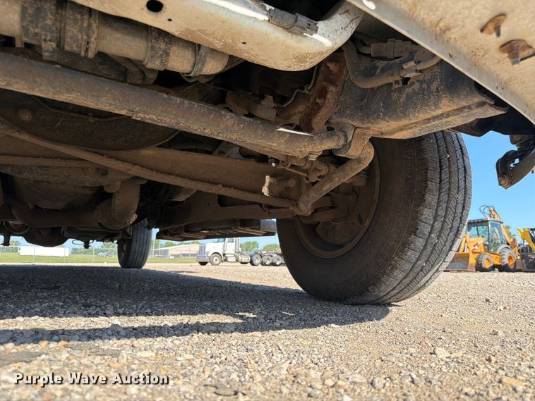 image for item EA4913 2012 Ford F250 Super Duty Ext. Cab pickup truck