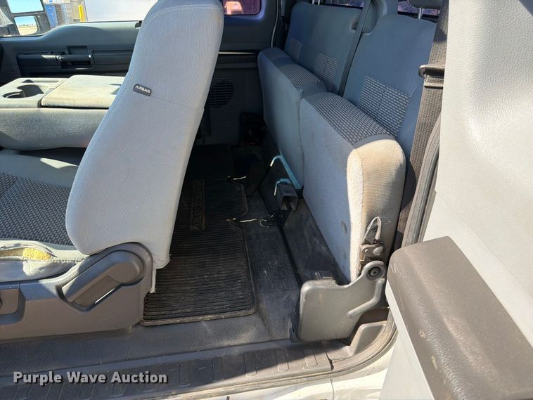 image for item EA4913 2012 Ford F250 Super Duty Ext. Cab pickup truck