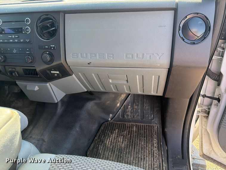 image for item EA4913 2012 Ford F250 Super Duty Ext. Cab pickup truck