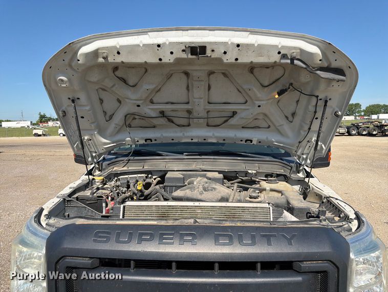 image for item EA4913 2012 Ford F250 Super Duty Ext. Cab pickup truck