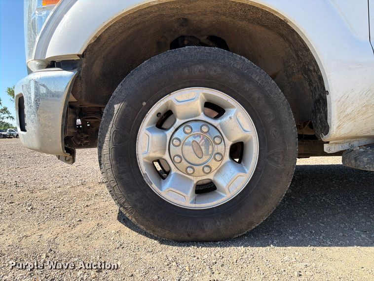 image for item EA4913 2012 Ford F250 Super Duty Ext. Cab pickup truck
