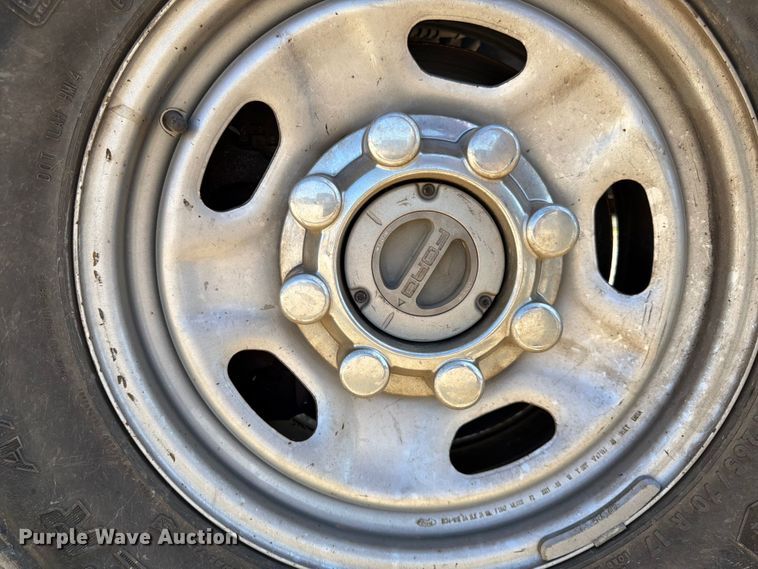 image for item EA4914 2019 Ford F250 Super Duty Crew Cab utility bed pickup truck