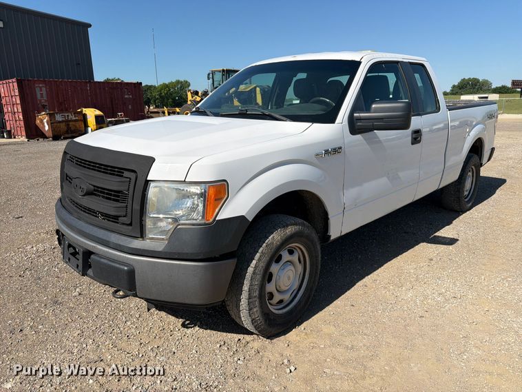image for item EA4915 2013 Ford F150 Ext. Cab pickup truck
