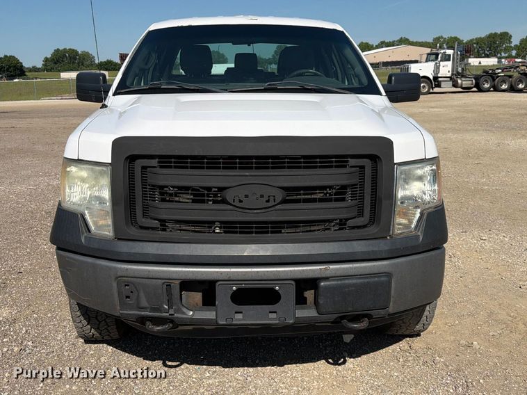 image for item EA4915 2013 Ford F150 Ext. Cab pickup truck