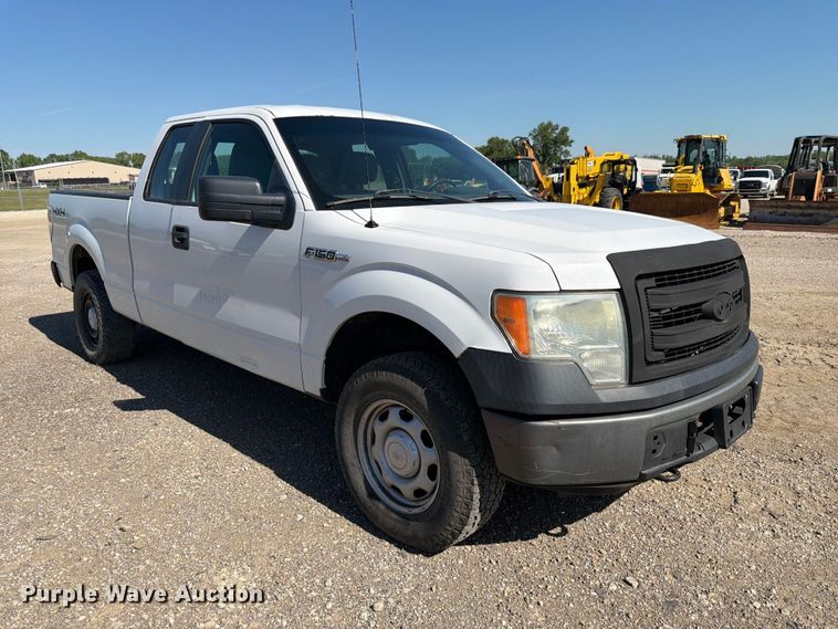 image for item EA4915 2013 Ford F150 Ext. Cab pickup truck