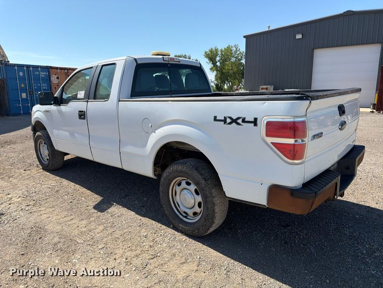 image for item EA4915 2013 Ford F150 Ext. Cab pickup truck