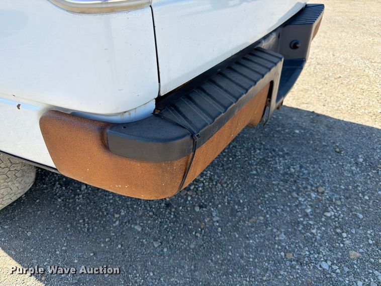 image for item EA4915 2013 Ford F150 Ext. Cab pickup truck