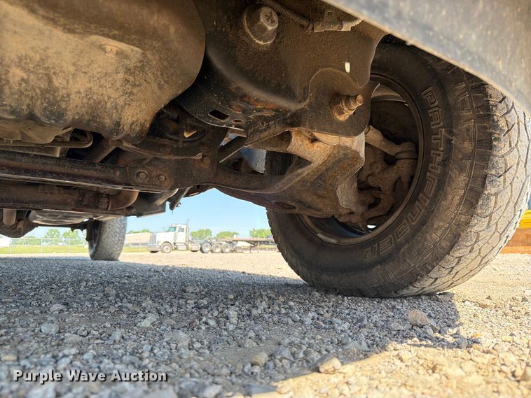 image for item EA4915 2013 Ford F150 Ext. Cab pickup truck