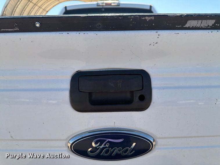 image for item EA4915 2013 Ford F150 Ext. Cab pickup truck