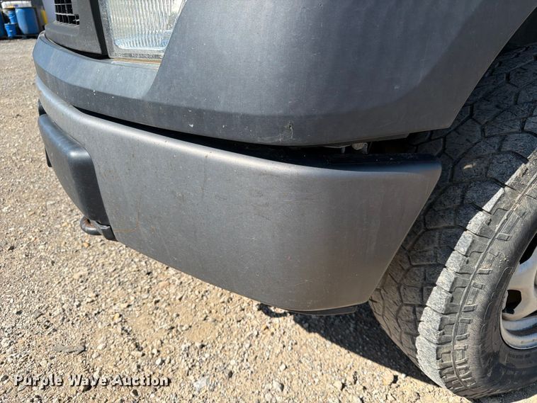 image for item EA4915 2013 Ford F150 Ext. Cab pickup truck