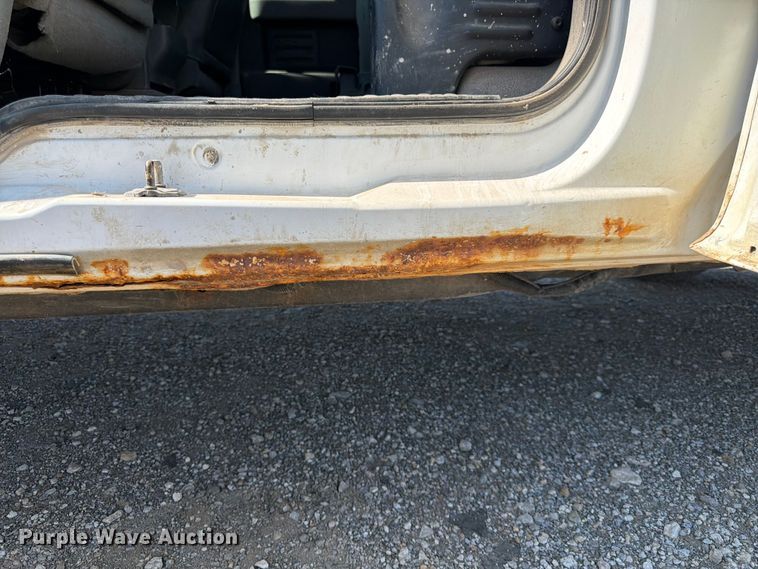 image for item EA4915 2013 Ford F150 Ext. Cab pickup truck