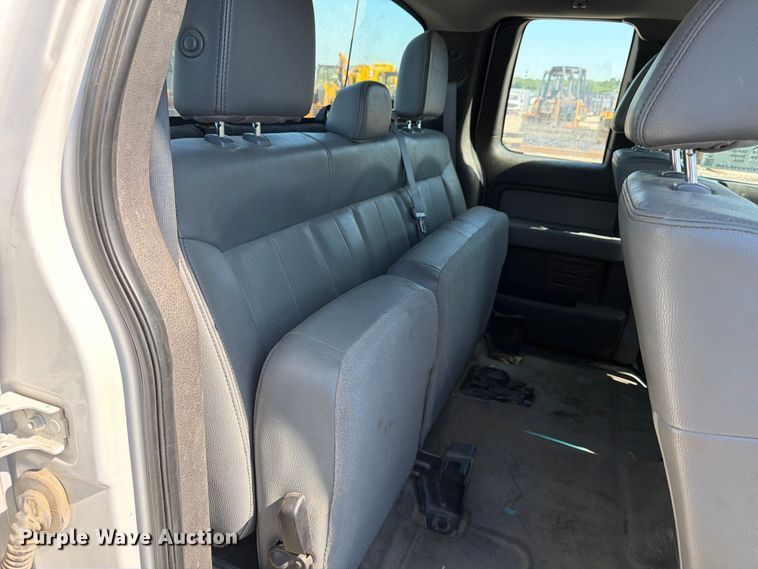 image for item EA4915 2013 Ford F150 Ext. Cab pickup truck