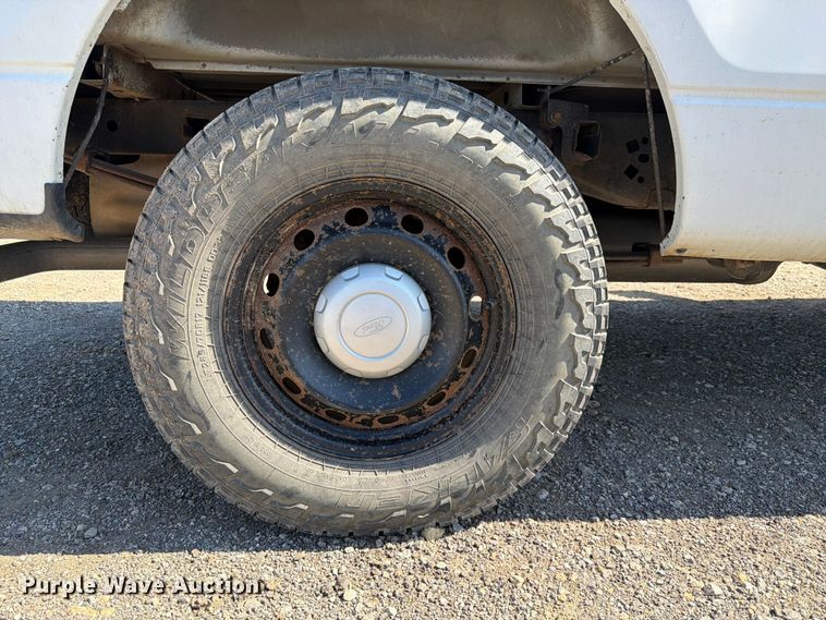 image for item EA4915 2013 Ford F150 Ext. Cab pickup truck