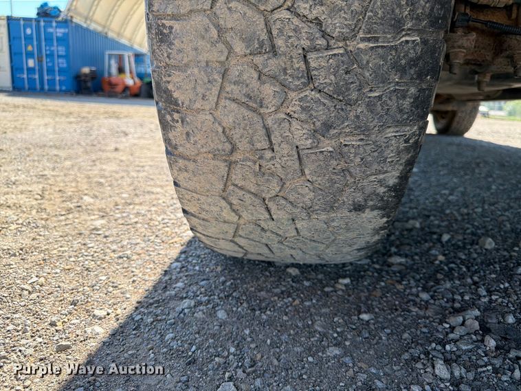image for item EA4915 2013 Ford F150 Ext. Cab pickup truck