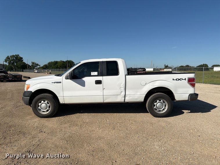 image for item EA4916 2013 Ford F150 Ext. Cab pickup truck