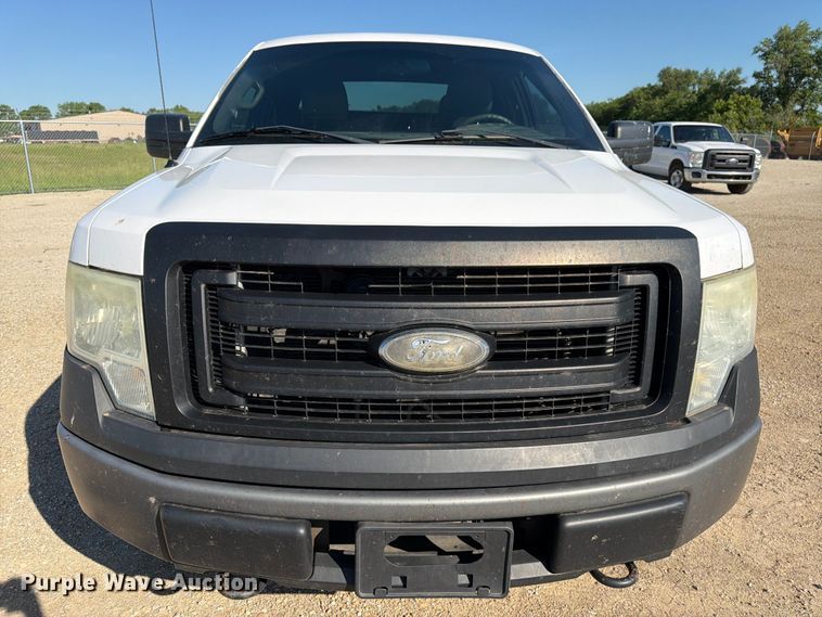 image for item EA4916 2013 Ford F150 Ext. Cab pickup truck