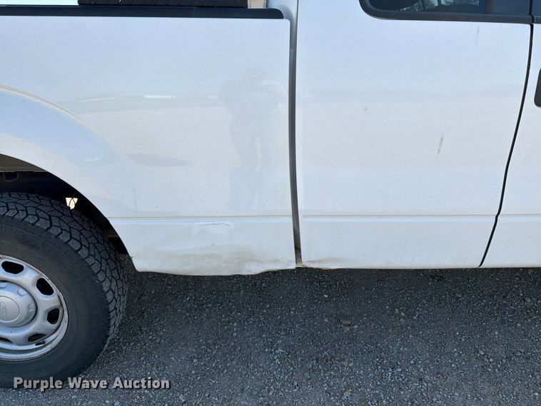 image for item EA4916 2013 Ford F150 Ext. Cab pickup truck