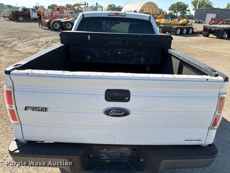 image for item EA4916 2013 Ford F150 Ext. Cab pickup truck