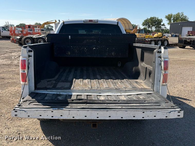 image for item EA4916 2013 Ford F150 Ext. Cab pickup truck