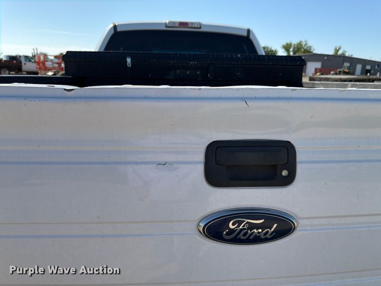 image for item EA4916 2013 Ford F150 Ext. Cab pickup truck