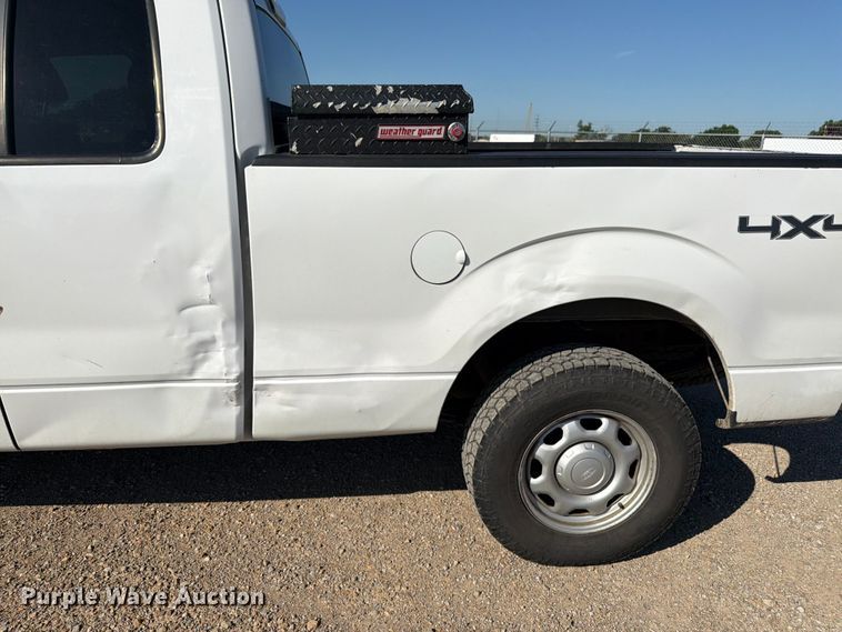 image for item EA4916 2013 Ford F150 Ext. Cab pickup truck