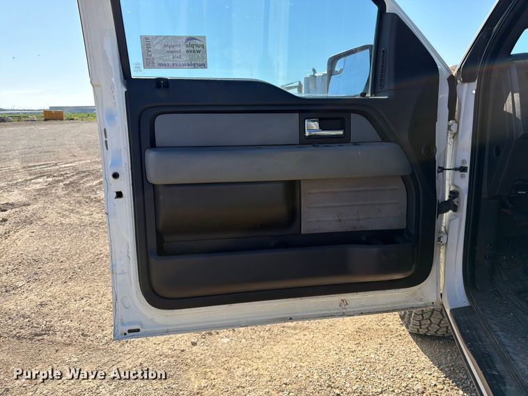 image for item EA4916 2013 Ford F150 Ext. Cab pickup truck