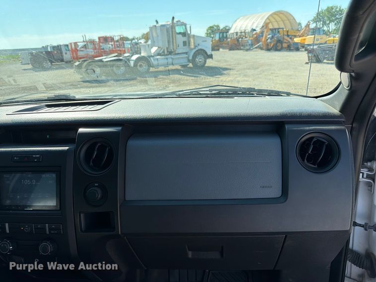 image for item EA4916 2013 Ford F150 Ext. Cab pickup truck