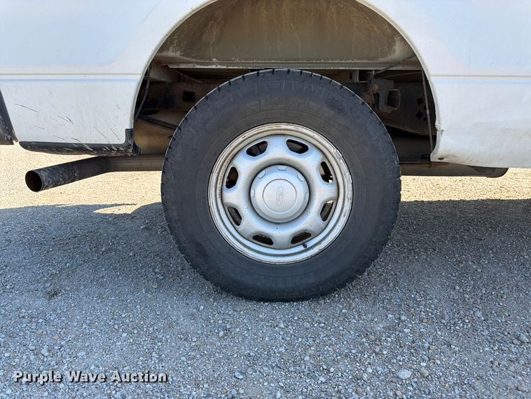 image for item EA4916 2013 Ford F150 Ext. Cab pickup truck