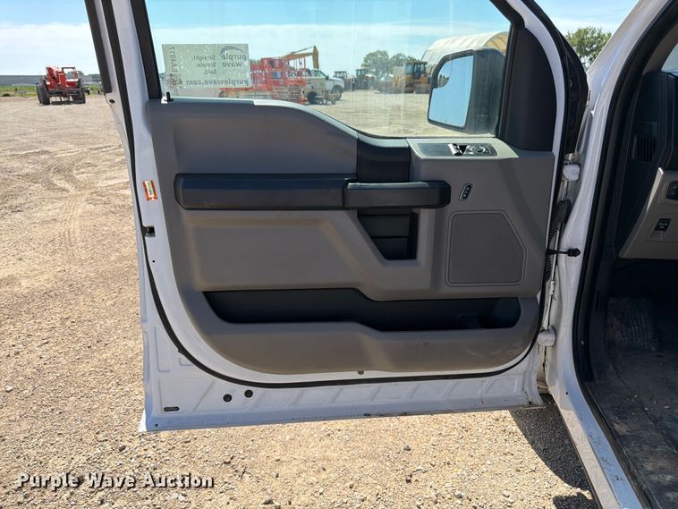 image for item EA4917 2018 Ford F150 pickup truck